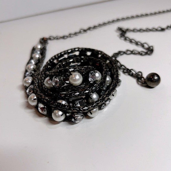 Women’s Pearl & Crystal Chain Belt, Body Jewelry, lobster clasp closure One Size - Picture 10 of 13